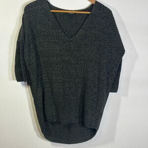 Express Soft Knit V-Neck High-Low Tunic Sweater Size Small Gray/Green and Black